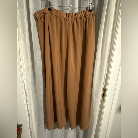 Tronjori Women's Wide Leg Tan Slacks Size 2XL - Picture 3 of 7